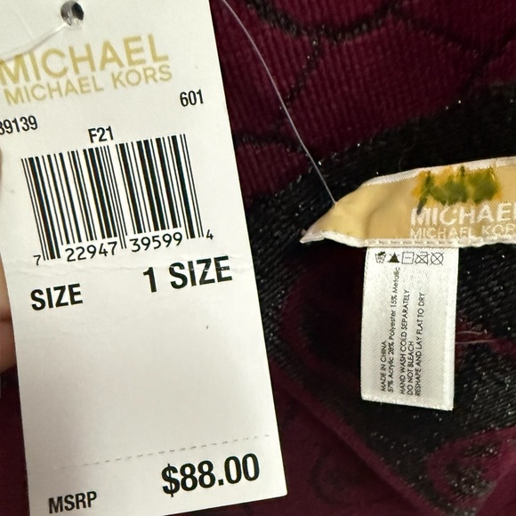 Michael Michael Kors Black and Red Scarf With Logo NWT - Picture 9 of 9